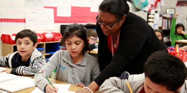 31 Teacher Appreciation Week Food Deals