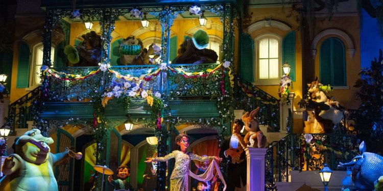 A Beautiful Black Time At Disneyland