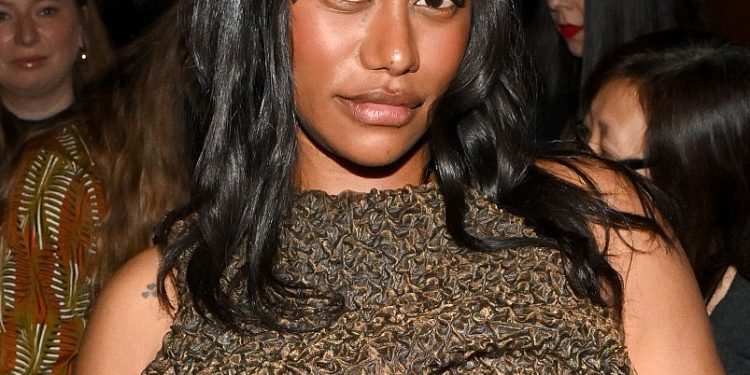 These Pregnant Celebrity Women Are Expecting
