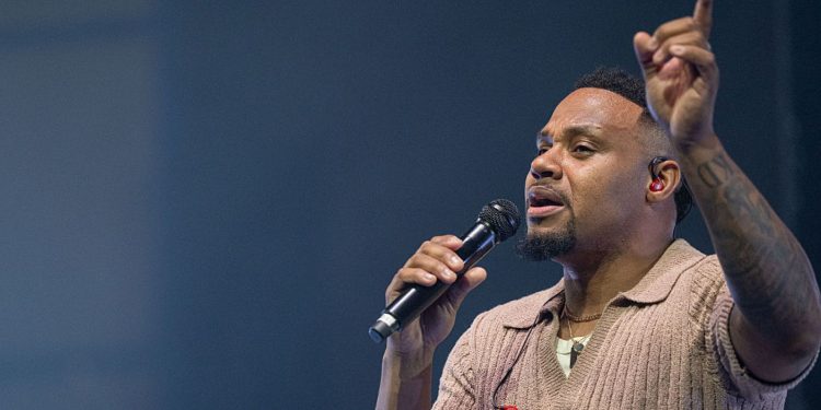 Todd Dulaney Remembers His First Stage Setback