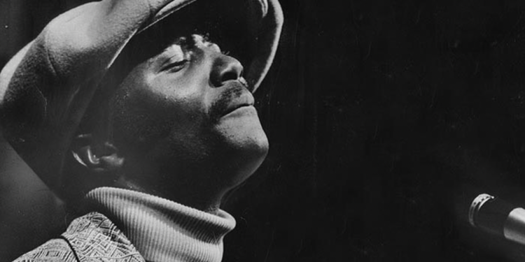 The Tragic Story of Soul Singer Donny Hathaway