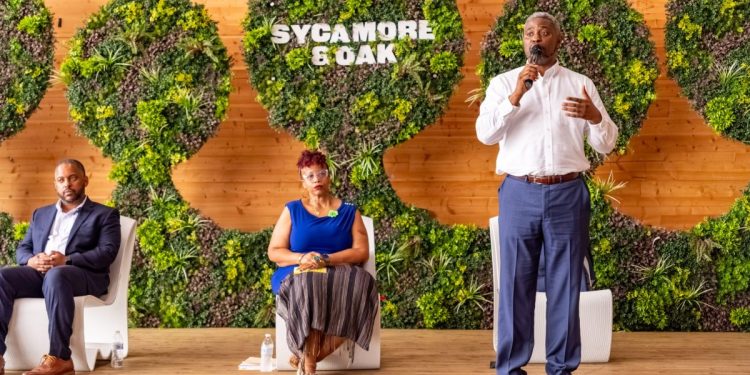 Economic Development and Public Safety Focus of Ward 8 Forum