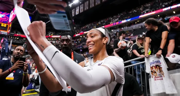 HBCU News – Malia Obama’s bold Nike debut honors HBCU culture