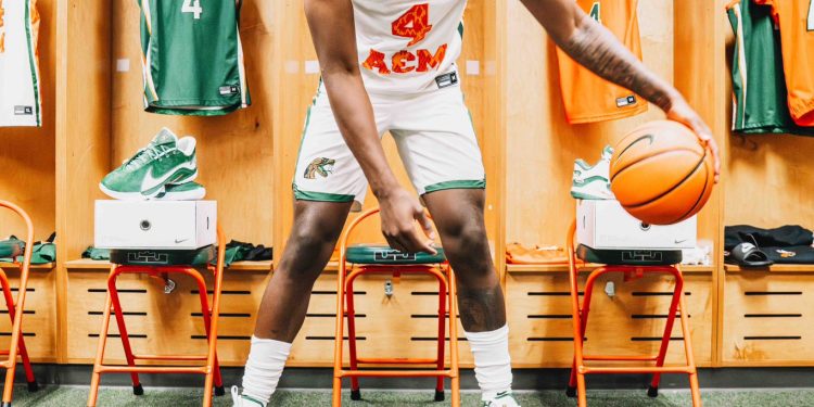 Son of NFL legend to play hoops at HBCU