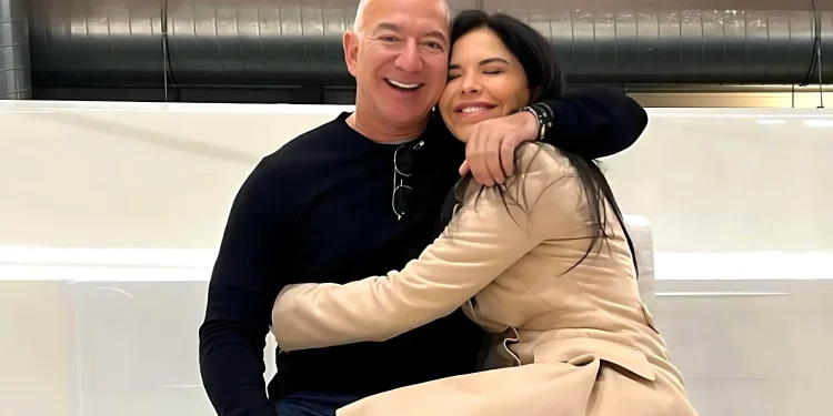 Jeff Bezos’ Wedding to Lauren Sánchez Triggers Prenup Warnings as Expert Predicts Airtight Deal to Protect His Billions