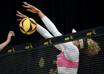 Indoor beach volleyball tour brings Olympics to LA