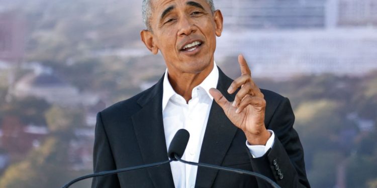 Barack Obama Wants Men To Have LGBTQ+ Friends