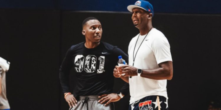 Penny Hardaway assistant, Duke legend in talks to be next Tennessee State coach