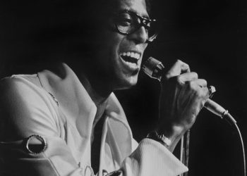 The Tragic Story of The Temptation’s Lead Singer David Ruffin