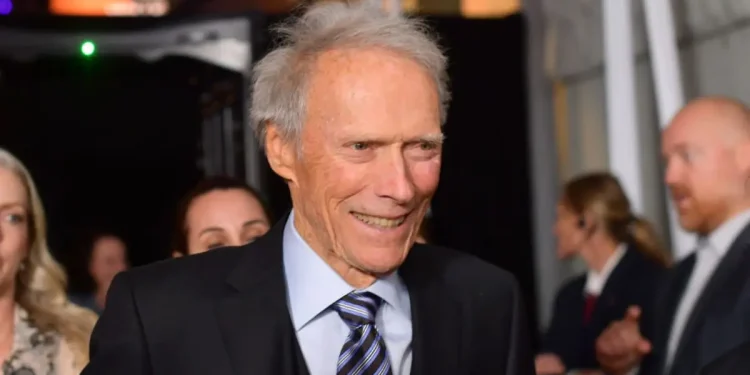 Clint Eastwood Photo Resurfaces, Leaving Fans Concerned Following Rumors of His Retirement from Hollywood