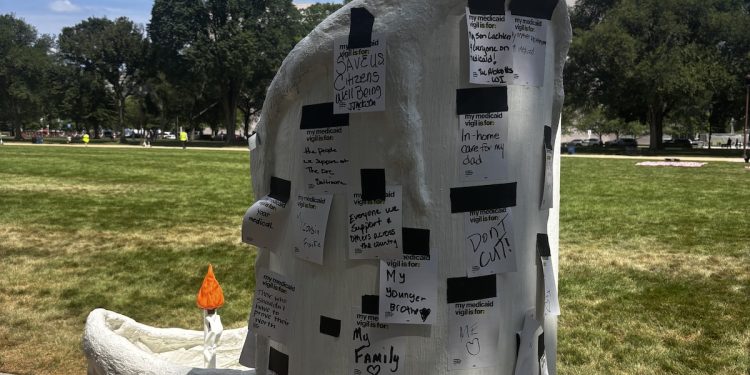 Washington rally protests Medicaid cuts by Congress