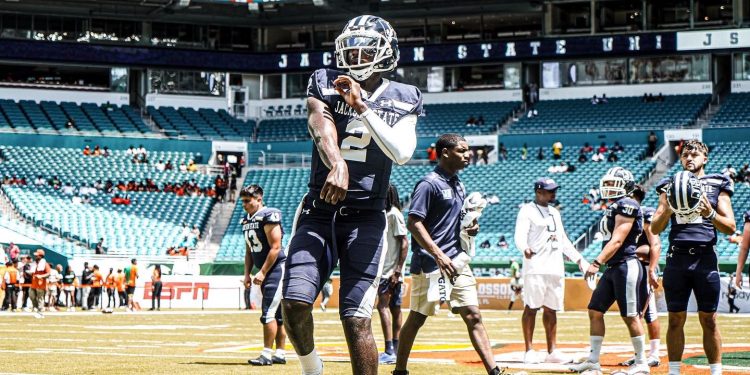 Browns Risk Setting Up Shedeur Sanders to Fail