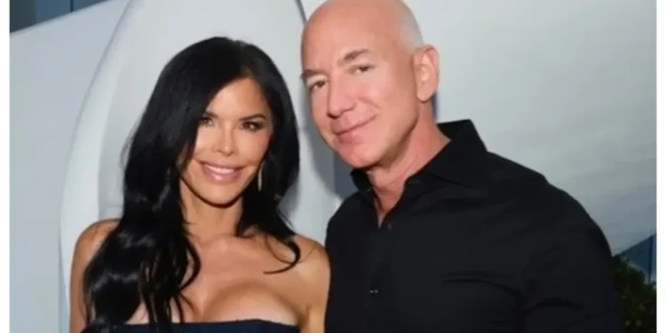 Fans Clowned Jeff Bezos’ Weak Dance Moves Until They Realized Why He Couldn’t Keep Up with Lauren Sánchez