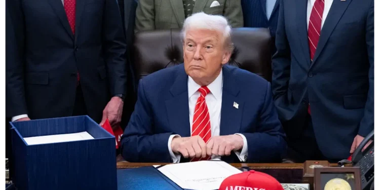Trump Just Sits There as His Oval Office Guest Crosses the Line — It Quickly Turns So Obscene the White House Deletes the Video, but the Internet Already Has It
