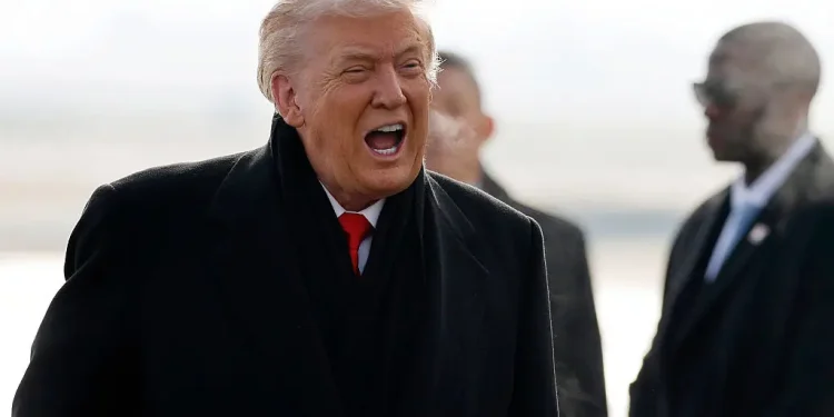 Trump Is Going to Lose It After Leaked Photo of His Second Tense Confrontation with Pilot Goes Viral — One Detail Has Everyone Zooming In