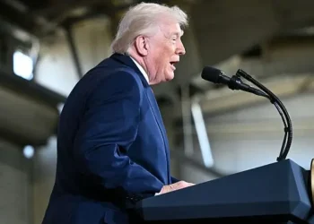 Trump Pats Himself on the Back — Then Looks Around the Room for Validation That Never Comes Before Getting a Chilly Reaction
