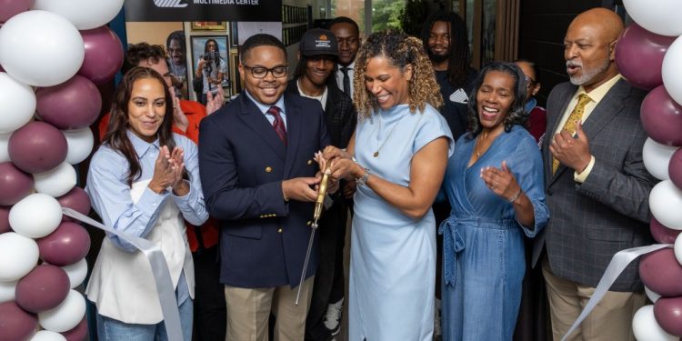 Michael Jordan’s $1M Gift Opens Morehouse College Media Center