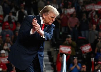 Trump Eyes Renaming Ocean After Himself