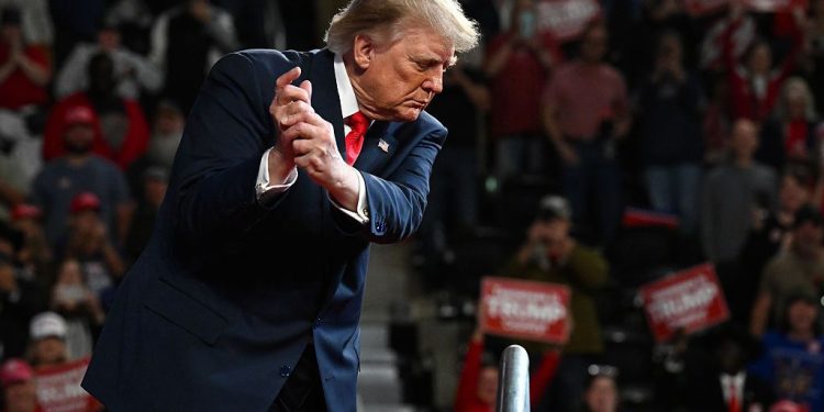 Trump Eyes Renaming Ocean After Himself