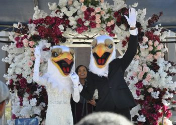 HBCU mascots get married during homecoming