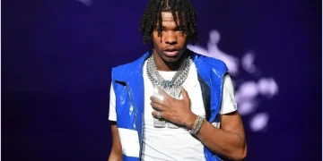 Lil Baby Couldn’t Hold Back Tears After Blessing a Single Mother Who Clung to Him After a Man Betrayed Her Over a Green Card Scam