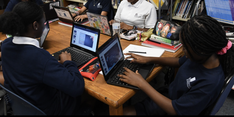 D.C. students demand balance amid screen time debate